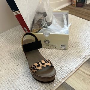 Jenny wedge, sandals